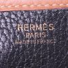 Sac bandoulière Hermes Evelyne grand modèle en cuir togo noir et cuir gold - Detail D3 thumbnail