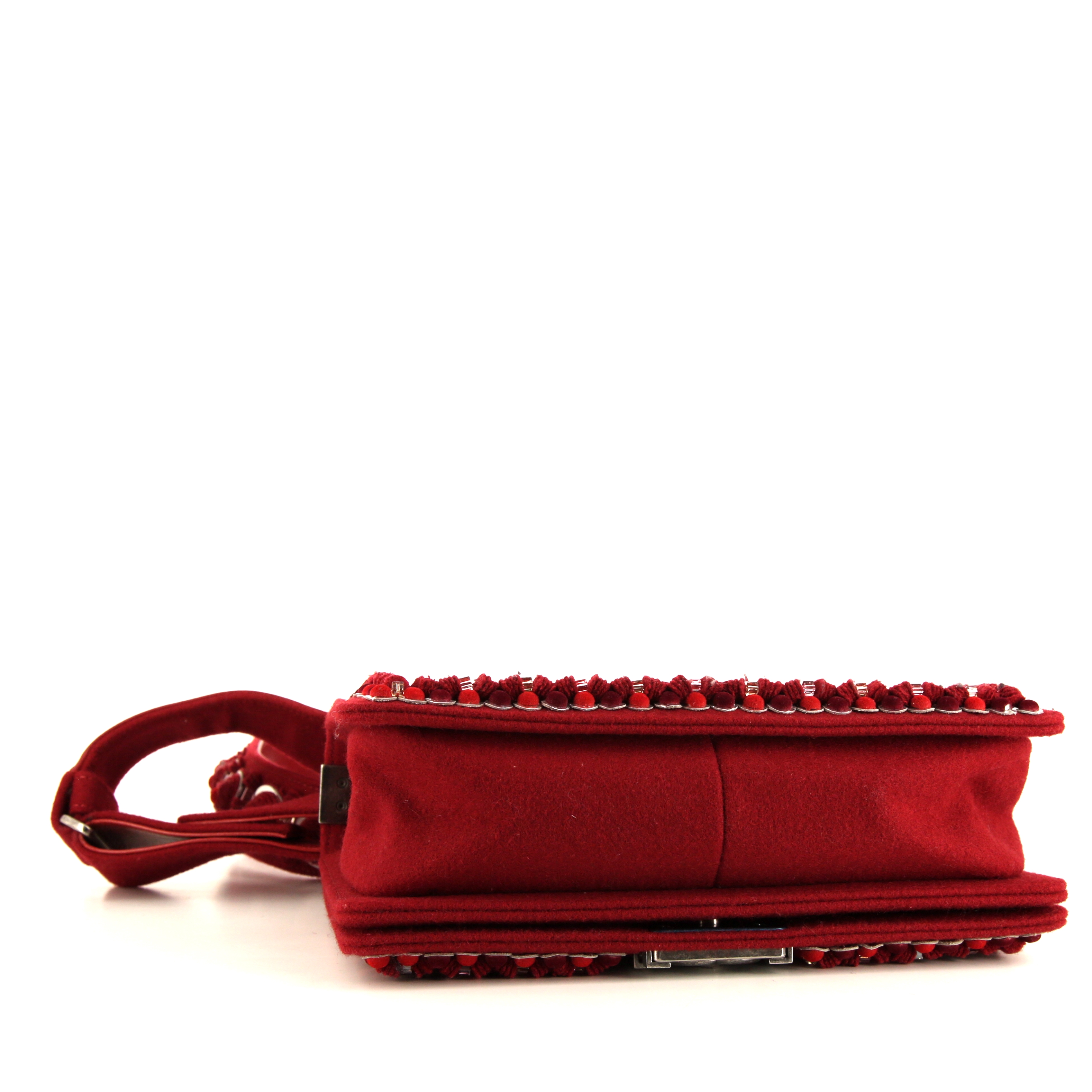 Chanel Boy shoulder bag in red felt - Detail D4