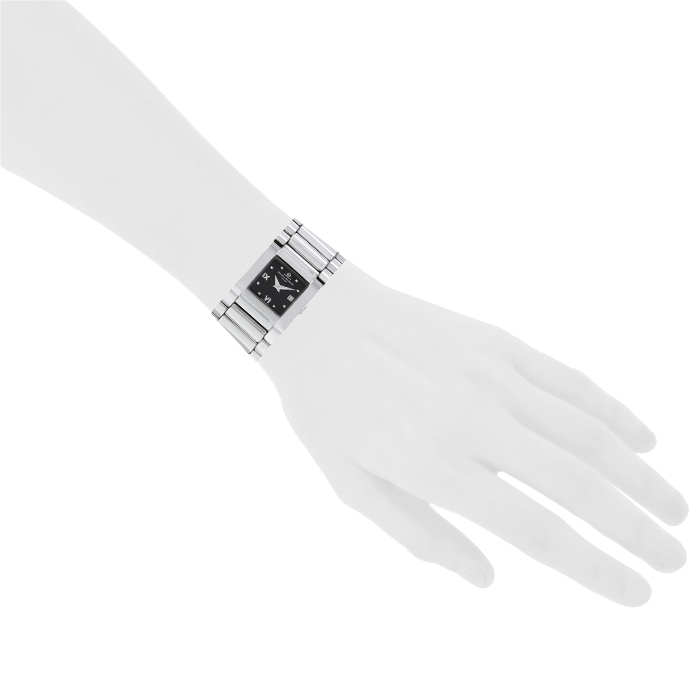 Baume & Mercier Catwalk watch in stainless steel Ref:  MVO45219 Circa  1990 - Detail D1