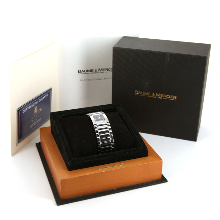 Orologio Baume 
Mercier Catwalk in acciaio Ref :  MVO45219 Circa  1990