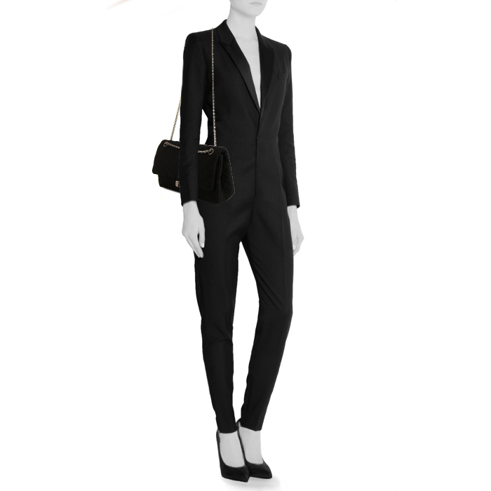 Chanel 2.55 handbag in black quilted jersey - Detail D2