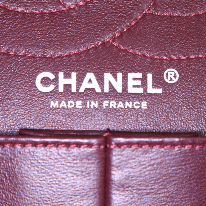 Bolso de mano Chanel 2.55 en jersey acolchado negro - Detail D4