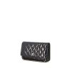 Bolso bandolera Chanel Wallet on Chain en charol acolchado negro y azul marino - 00pp thumbnail
