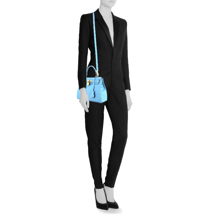 Sac à main Hermes Kelly 25 cm en cuir Swift Bleu du Nord - Detail D1
