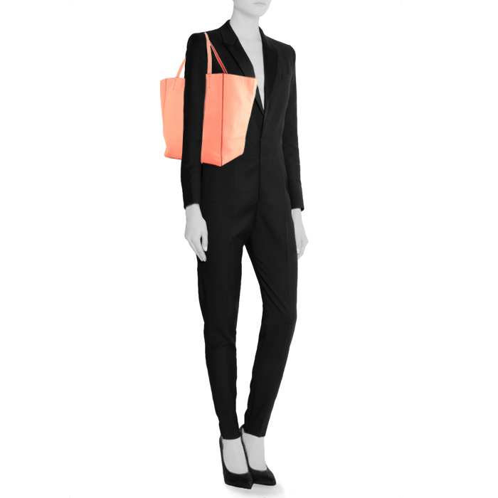 Bolso Cabás Céline Cabas Phantom en cuero granulado rosa - Detail D1