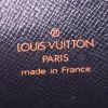 Pochette Louis Vuitton in pelle Epi rossa - Detail D3 thumbnail