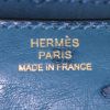 Bolso de mano Hermes Constance en avestruz azul Cobalt - Detail D4 thumbnail