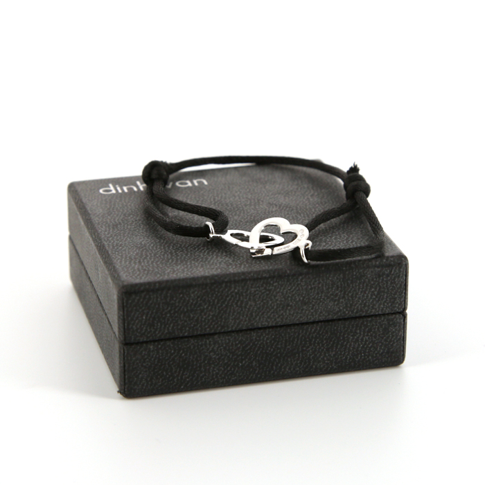 Dinh Van Double coeurs R13 bracelet in white gold - Detail D2