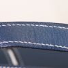 Hermes Kelly Flat handbag in blue Swift leather - Detail D5 thumbnail