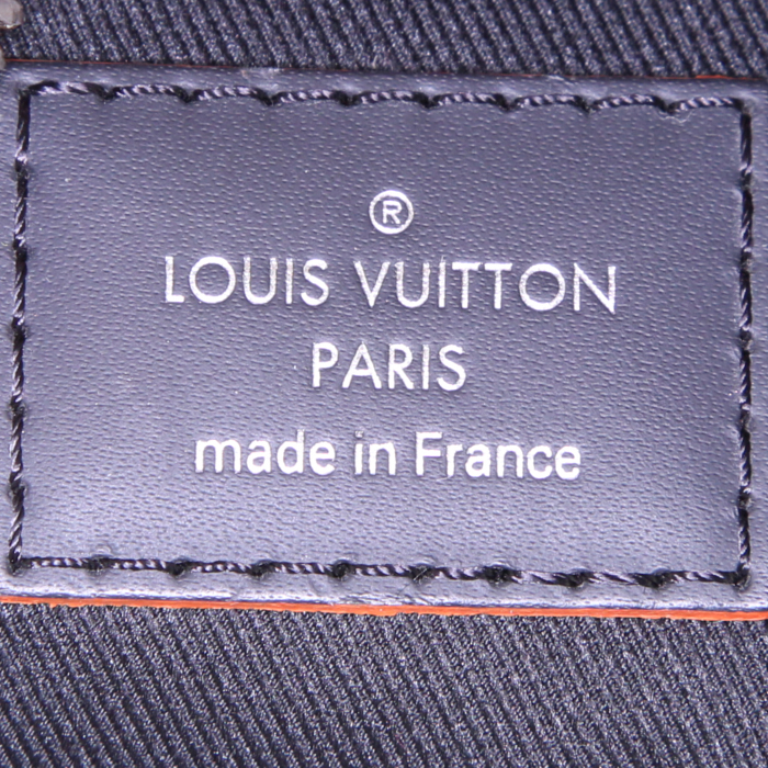 Louis Vuitton backpack in grey Graphite damier canvas and black leather - Detail D3
