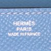 Portafogli Hermès Kelly wallet in pelle Epsom blu - Detail D3 thumbnail