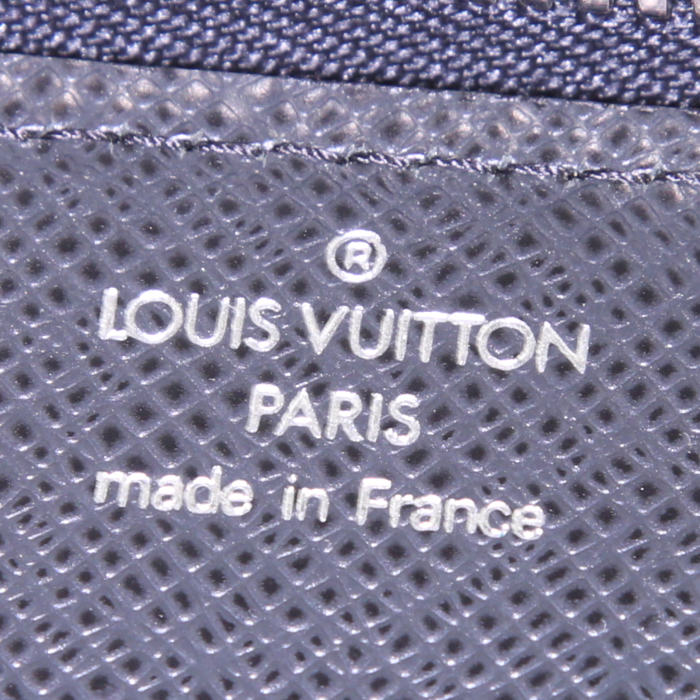 Borsa portadocumenti Louis Vuitton in pelle martellata nera - Detail D3