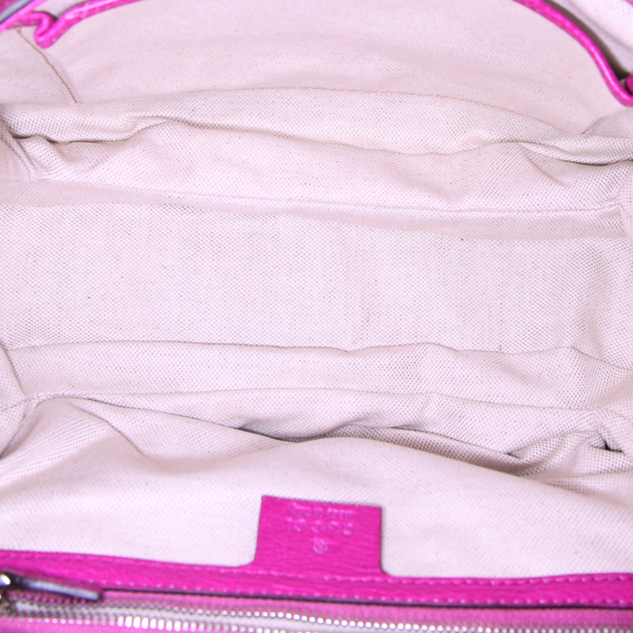 Borsa a tracolla Gucci Bamboo in neoprene rosa fucsia e pelle rosa - Detail D3