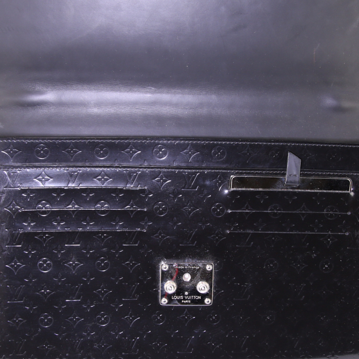 Louis Vuitton pouch in black monogram patent leather - Detail D3
