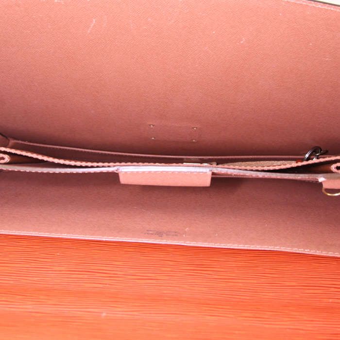 Porta-documentos Louis Vuitton Ambassadeur en cuero Epi marrón - Detail D2