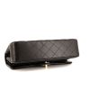 Bolso de mano Chanel Timeless en cuero acolchado negro - Detail D5 thumbnail