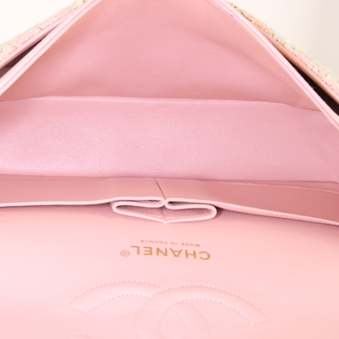 Chanel handbag in varnished pink, Almond green and yellow tricolor tweed and varnished pink leather - Detail D3