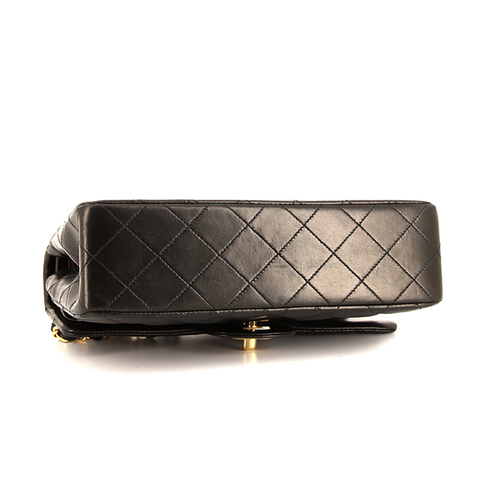 Chanel Timeless handbag in black quilted leather - Detail D5