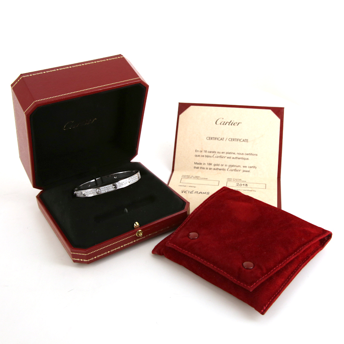 Cartier Love pavé bracelet in white gold and diamonds, size 18 - Detail D2