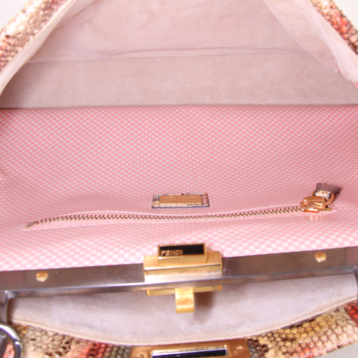 Borsa Fendi  Peekaboo modello grande  in pitone tricolore giallo blu e rosso - Detail D3