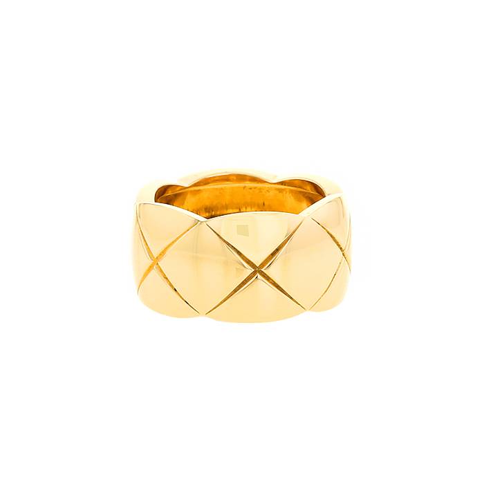 Chanel Coco Crush Quilted Motif 18K Yellow Gold Band Ring Size 50 at  1stDibs