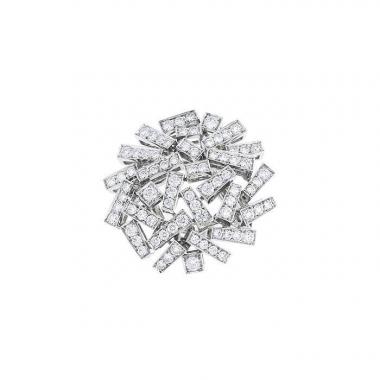 Sortija Chaumet Le Grand Frisson modelo grande en oro blanco y diamantes