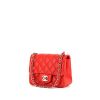 Bolso bandolera Chanel Mini Timeless en cuero acolchado rojo - 00pp thumbnail
