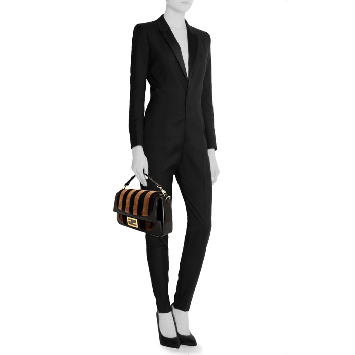 Borsa Fendi Baguette modello grande undefined e undefined a righe e pelle verniciata nera - Detail D1