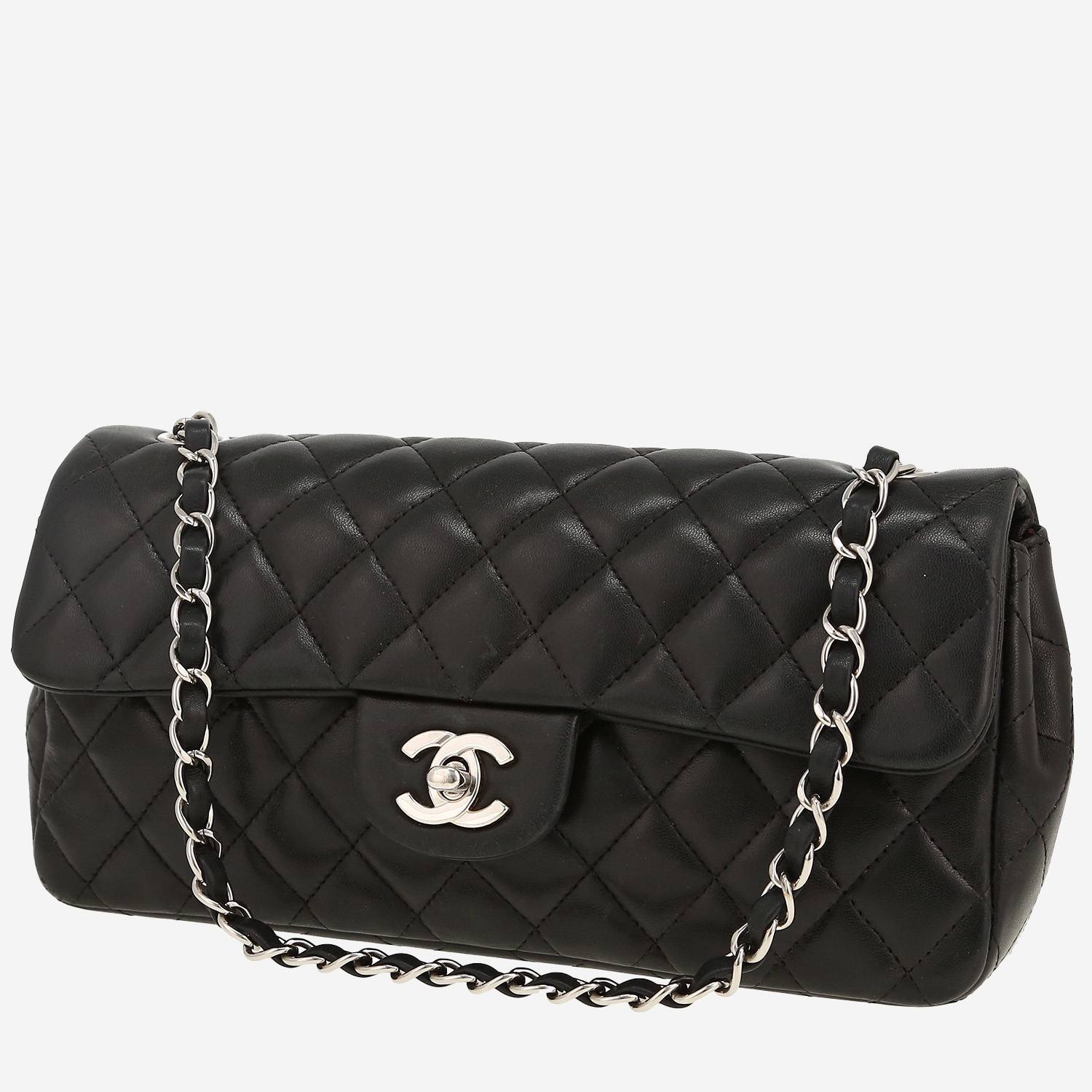Chanel  Baguette handbag  in black quilted leather