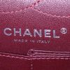 Borsa a tracolla Chanel 2.55 in pelle trapuntata nera con motivo a spina di pesce - Detail D4 thumbnail