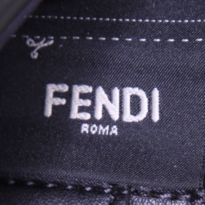 Bolsito-cinturón Fendi en cuero Monogram negro y marrón y cuero negro - Detail D4