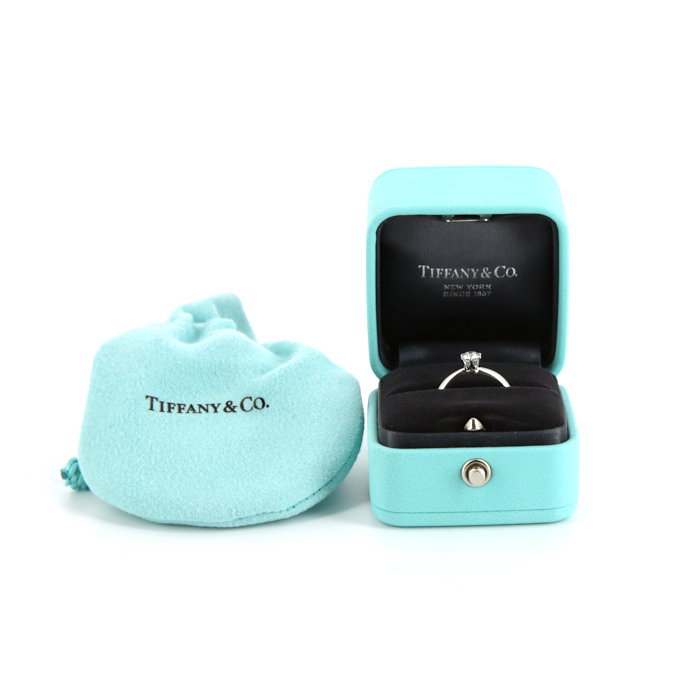 Tiffany & Co Setting solitaire ring in platinium and in diamond  (0,37 carat) - Detail D2