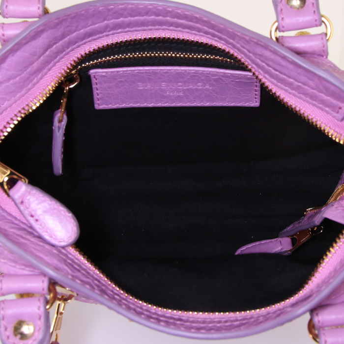Borsa a tracolla Balenciaga First in pelle viola - Detail D3
