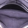 Bolso/bolsito Dior Diorama Wallet on Chain en charol negro - Detail D2 thumbnail