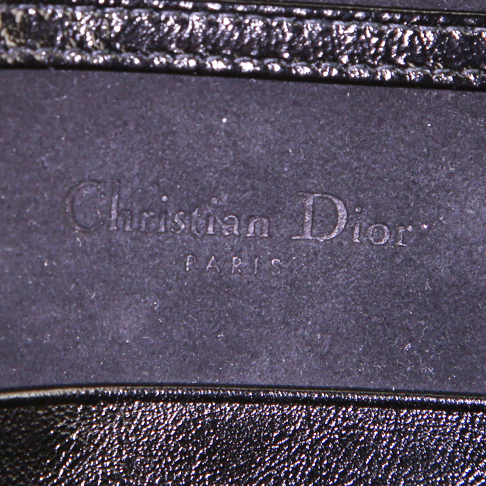 Bolso/bolsito Dior Diorama Wallet on Chain en charol negro - Detail D3