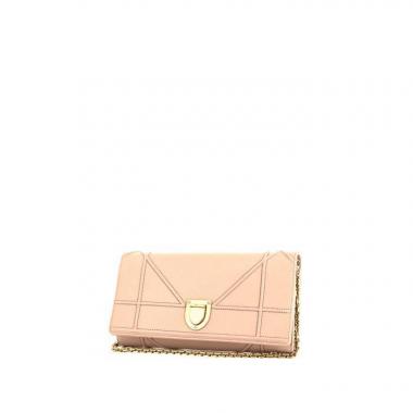 Bolso/bolsito Dior Diorama Wallet on Chain en cuero granulado color rosa claro