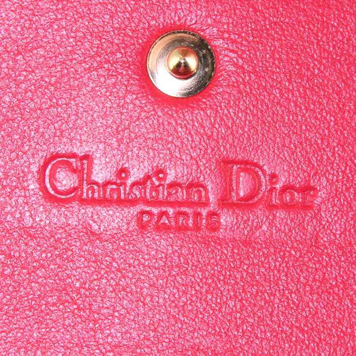 Sac/pochette Dior Lady Dior Wallet on Chain en cuir verni rouge - Detail D4