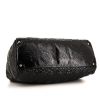 Bolso Cabás Chanel en charol acolchado negro - Detail D4 thumbnail