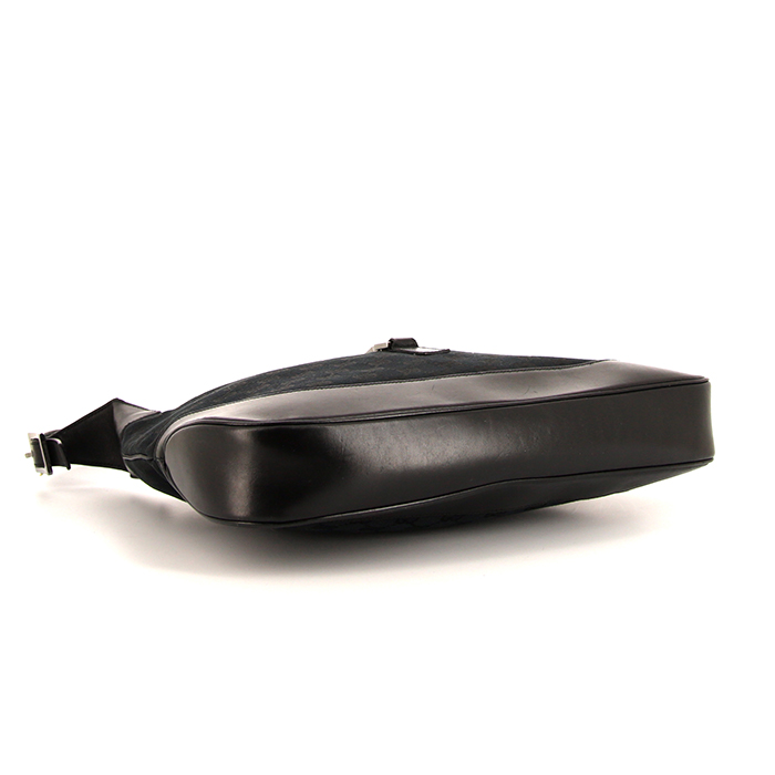 Sac à main Gucci Jackie en toile monogram noire et cuir noir - Detail D4