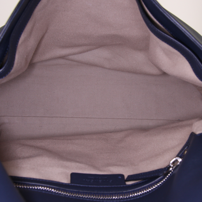 Givenchy Pandora medium model shoulder bag in blue leather - Detail D2