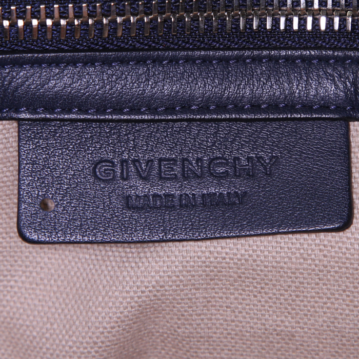 Givenchy Pandora medium model shoulder bag in blue leather - Detail D3