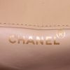 Bolso bandolera Chanel Mini Timeless en cuero acolchado beige - Detail D3 thumbnail