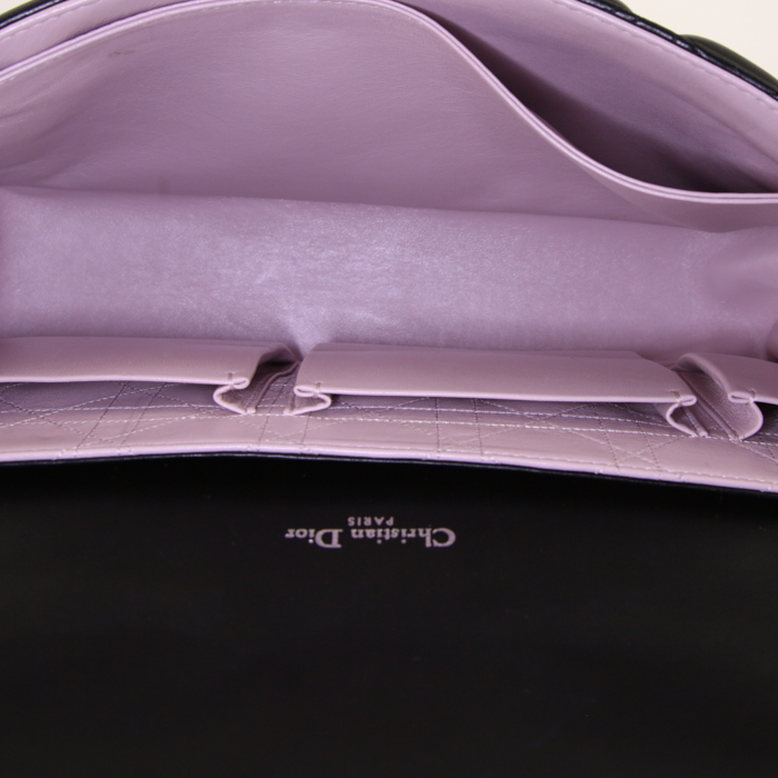 Sac à main Dior Miss Dior en cuir matelassé noir - Detail D2