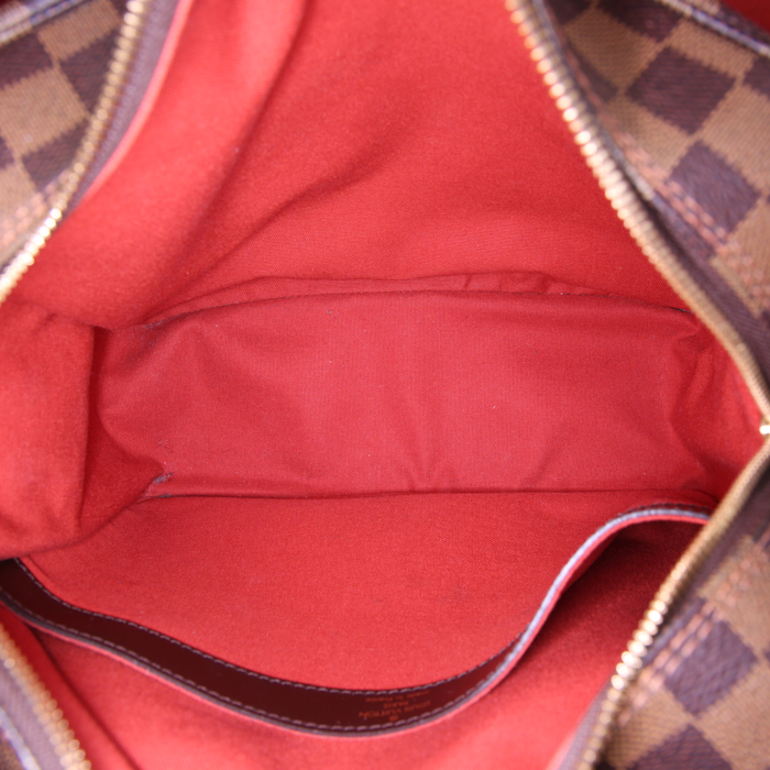 Sac bandoulière Louis Vuitton Naviglio en toile damier enduite marron et cuir marron - Detail D2