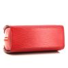 Sac à main Louis Vuitton Pont Neuf en cuir épi rouge - Detail D4 thumbnail