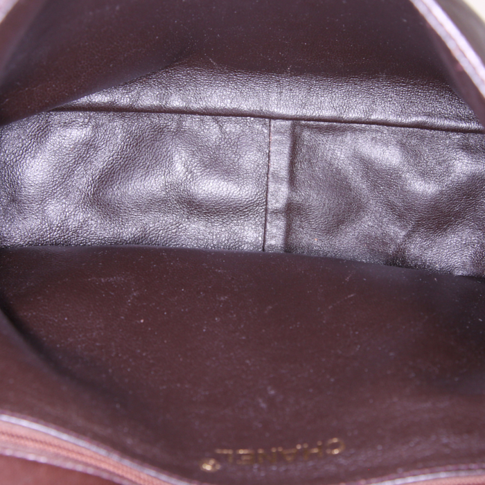Chanel Vintage handbag in brown quilted leather - Detail D2