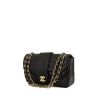 Borsa a tracolla Chanel Vintage in pelle trapuntata nera a motivi orizzontali - 00pp thumbnail
