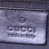 Sac à main Gucci Jackie en velours gris et cuir noir - Detail D3 thumbnail