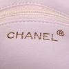 Borsa a tracolla Chanel Camera in pelle trapuntata beige - Detail D3 thumbnail