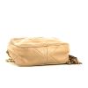 Chanel Camera shoulder bag in beige quilted leather - Detail D4 thumbnail